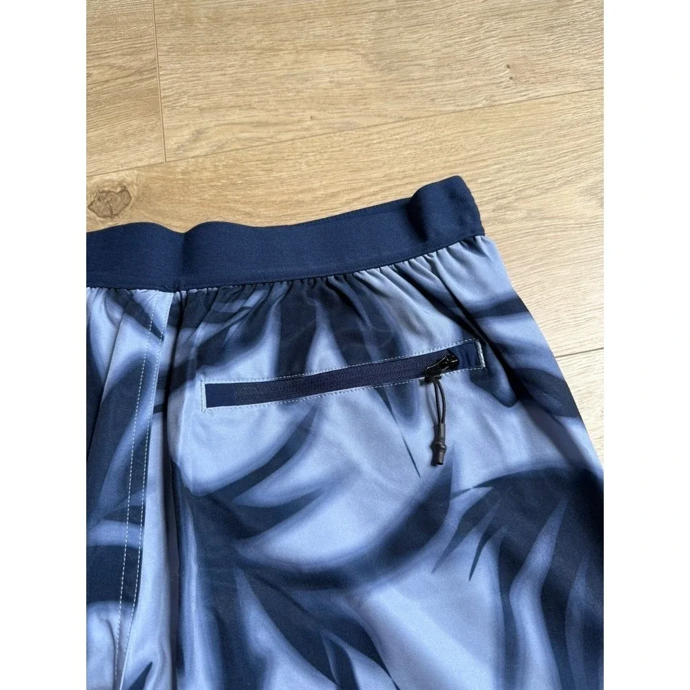 EUC Under Armour Men's‎ palm leaf print swim trunks shorts E-Board blue size M
